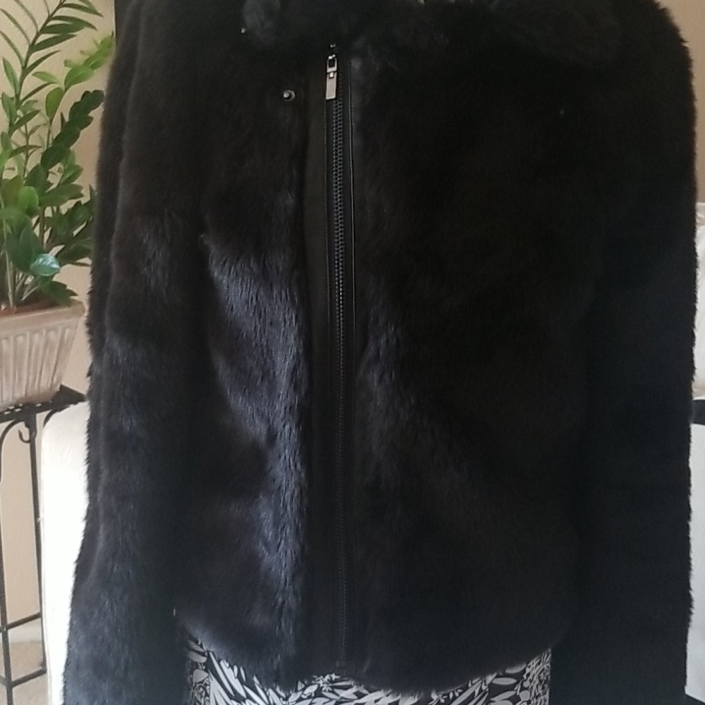 Faux Rabbit Fur Coat - Picture 3 of 8
